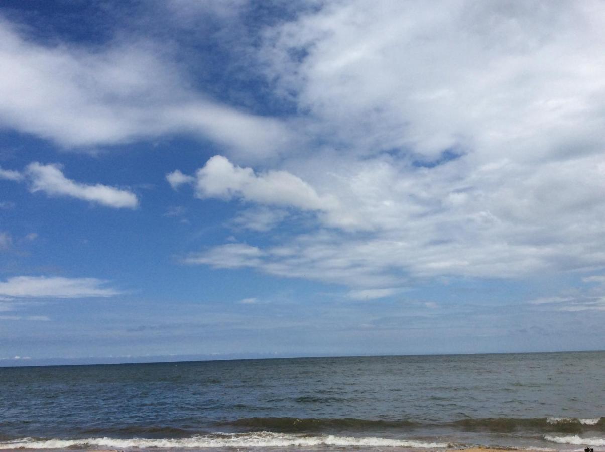 New Rest House Sea View Hotel Negombo Exterior photo